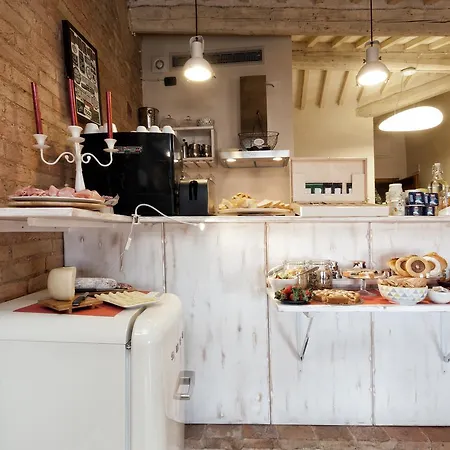 Scalette Di Piazza Alojamento de Acomodação e Pequeno-almoço Montalcino
