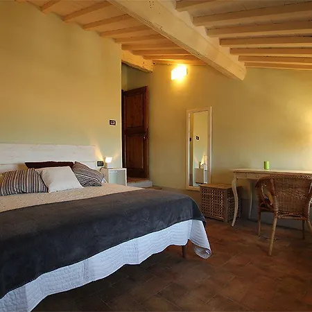 Scalette Di Piazza 4* Montalcino