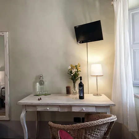 Scalette Di Piazza Bed & Breakfast Montalcino