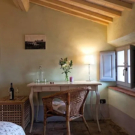 Scalette Di Piazza Montalcino