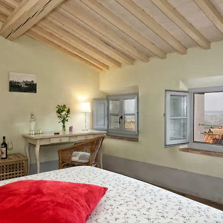 Scalette Di Piazza 4* Montalcino